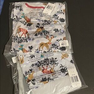 VERA BRADLEY NEW Festive Deer Print Pajama Set -8/10 Medium